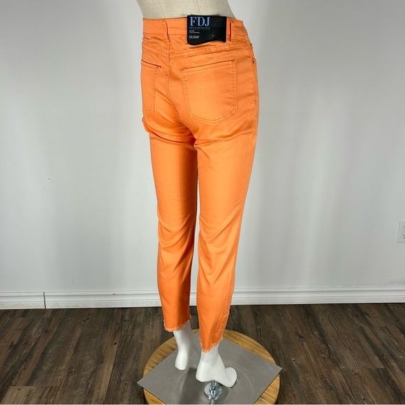 NWT Olivia FDJ jeans mid rise ankle raw hemmed 4 - Picture 6 of 15